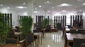 Hotel Free Zone - Image 4