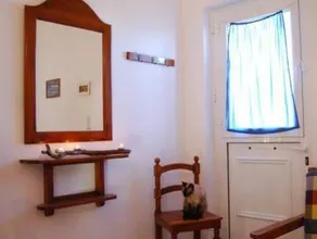 Level Houses - Image 3