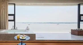 Floral Luxury Wuhu Lake Art Hotel - Image 2