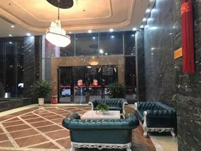 Charming Hotel - Image 3