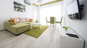 Nautilus Apartments - Image 2