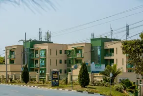 Highlands Suites Hotel and Apartments - Image 4