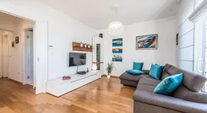 Penthouse with roof terrace with jacuzzi - Image 2