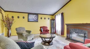 6 Mi to Rickenbacker Airport! Columbus Area Home - Image 2