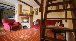 Country house with a pool in Medvednica Nature Park - Image 3