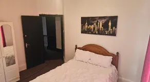 StayHub Northampton - Image 5