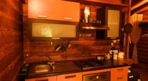 Etna Rural Cottage with Jacuzzi - Image 2