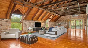 The Coach House at Berrilee - Image 3