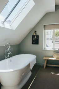 The Bottle & Glass Inn - Garden View - Room 1 - Image 2