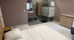 Superbe appartement avec parking gratuit sur place - Image 2