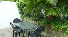 Eland Place Self Catering Guest House - Image 3