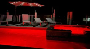 Luxury 1 Bedroom & Rooftop Pool unit #2 - Image 3