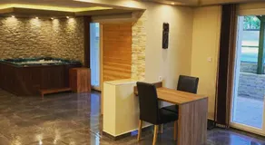 The Jakuzzi Room Miskolctapolca - Image 3
