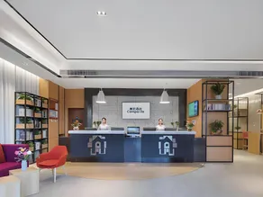 Campanile Hotel Shenzhen Gongming Honghuashan Metro Station - Image 5