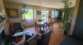 Chambre dans grande maison au calme face aux Pyrénées avec salle d'eau et WC privatifs - Image 4