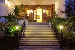 Paloma Garden Hotel - Image 2