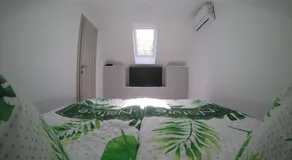 Jack's Apartments - Image 2