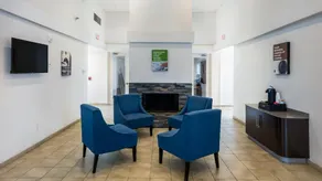 Motel 6-Irving, TX - Irving DFW Airport East - Image 3