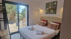 Bergerie Nepita Oasis Rustique and Private Pool - Image 2