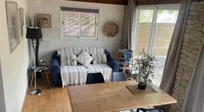 La Chambre Haute, spa et jardin extérieur à Nîmes - Image 2