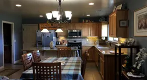 Luxury Cabin Rental with a Fire Pit in Coulterville, California - Image 4