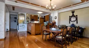 Luxurious Villa by the sea - Image 3