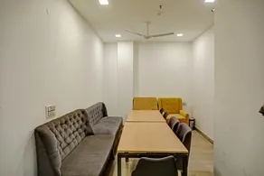 Super Townhouse Mannat Rohini 16 - Image 5