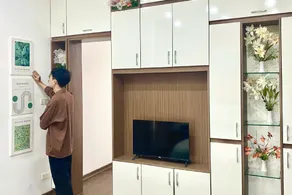 Sou Café & Homestay | Cozy Stay near West Lake - Image 3