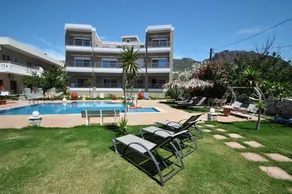 Relax Hotel - Image 1