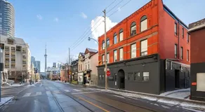 Modern Suite 3 min to Transit Downtown Toronto - Image 4