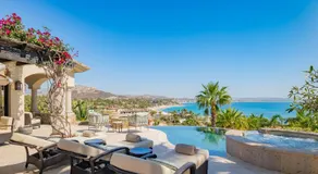 Luxurious Seclusion at Palmilla Fully Staffed - Swimmable Beach - Image 3