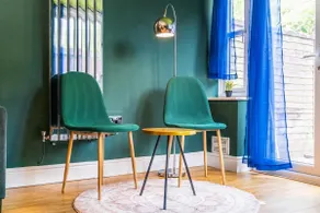 #48 Royal Leamington stylish - Sleeps 8 - 5 mins to Jephson Gardens - "Perfect for Contractors and Families - Free Parking" - Image 5