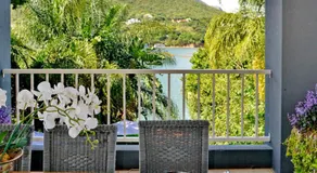 The Shore House - Image 4