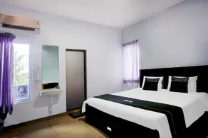 OYO 94787 Hotel Mulana - Image 2