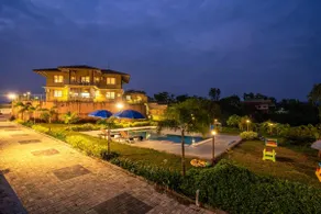 Travalong Yahvi - 6 BHK Lakefront  Pool Villa - Image 2