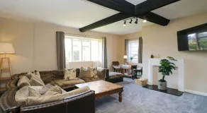 3 Woods Farm House - Image 2