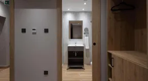 University Boutique Rooms - Image 5