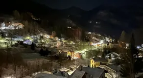 Ski Chalet Valtournenche - Walk to lift - Image 5