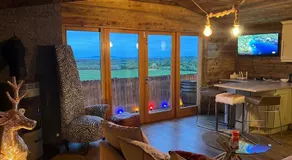 Dublin Seaview Cabin - Image 2