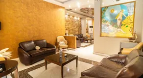 Eva Hotel Piraeus - Image 5