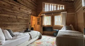 Heidi's Hideout - Private historic chalet by Heiti Gstaad - Image 4