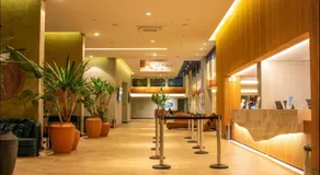 Hot Beach Suites - Image 3