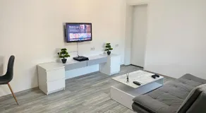 Wohnen direkt an der Rheinpromenade mit Whirlpool und Sauna - Image 2