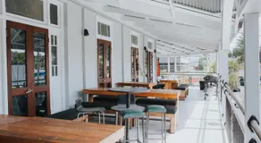 Coolangatta Sands Hostel - Image 4