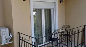Center Deluxe Garni Hotel - Image 4