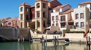 Dolphin Beach House - Wannanup, Mandurah between the estuary and the ocean - Image 3