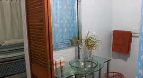 Ocean Views and Hospitable Hosts - Image 2
