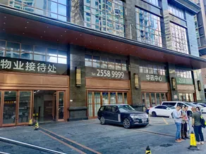 New CBD high-rise 3-brm LOFT, Huaxun Center, Luohu - Image 4