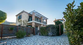 Valorys Stone House - Image 5