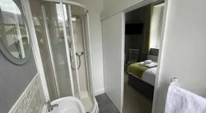 The Capsule Room at The Lairbeck in Keswick - Image 5